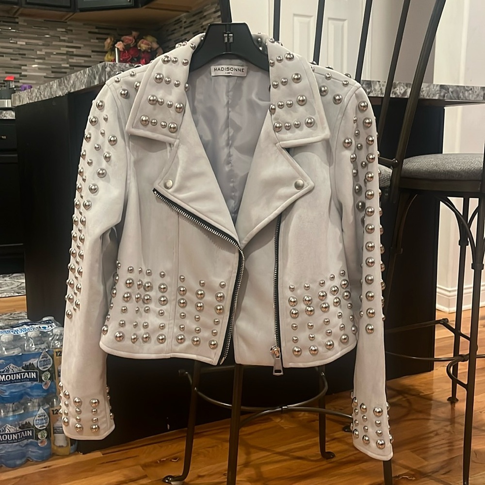 Madison’s Whitish/grey. Worn once,smoke & animal free. Price is FIRM!!